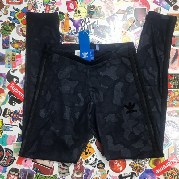 adidas Originals Outfit - Tee & Tights - Picture 5 of 6